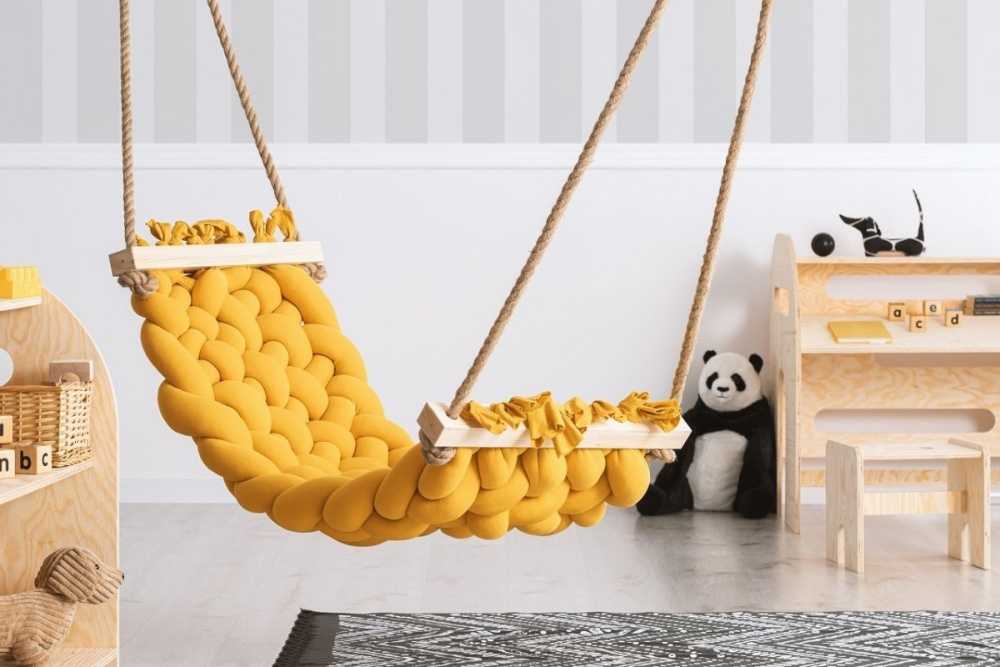 Hamac suspendu enfant en coton jaune moutarde Hamac suspendu enfant en coton jaune moutarde