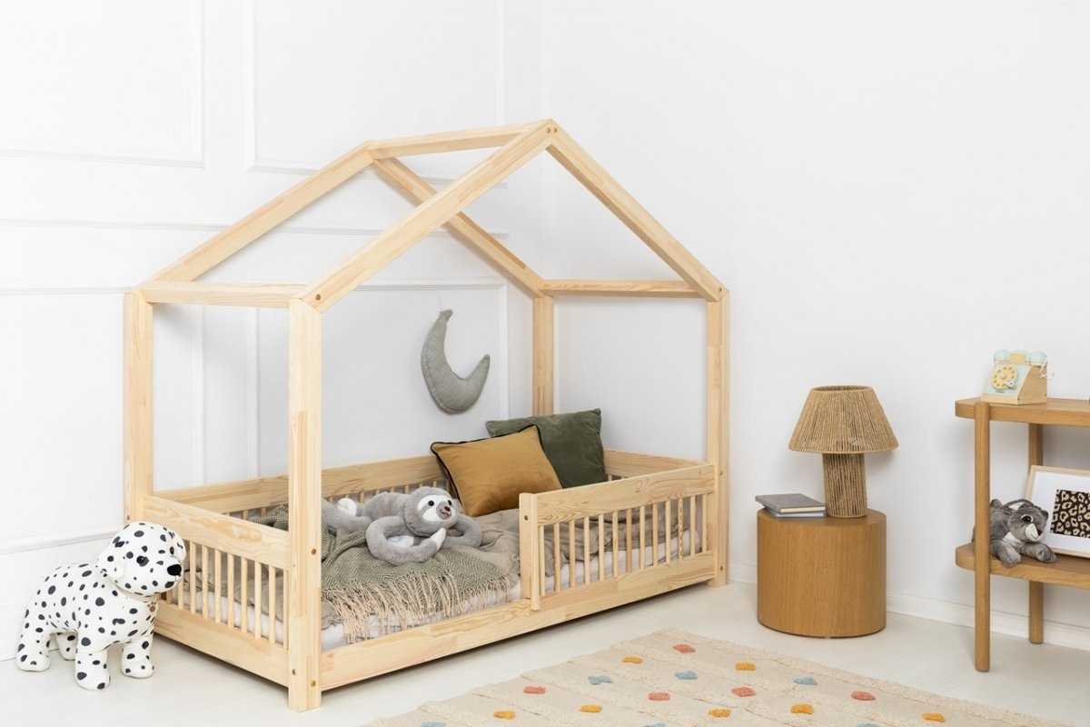 LIOR Lit cabane enfant en bois de pin