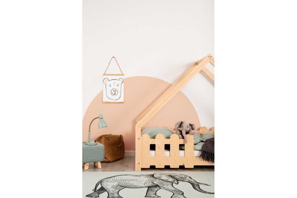 Lit cabane Véra enfant en bois avec barrière de sécurité Lit cabane Véra enfant en bois avec barrière de sécurité
