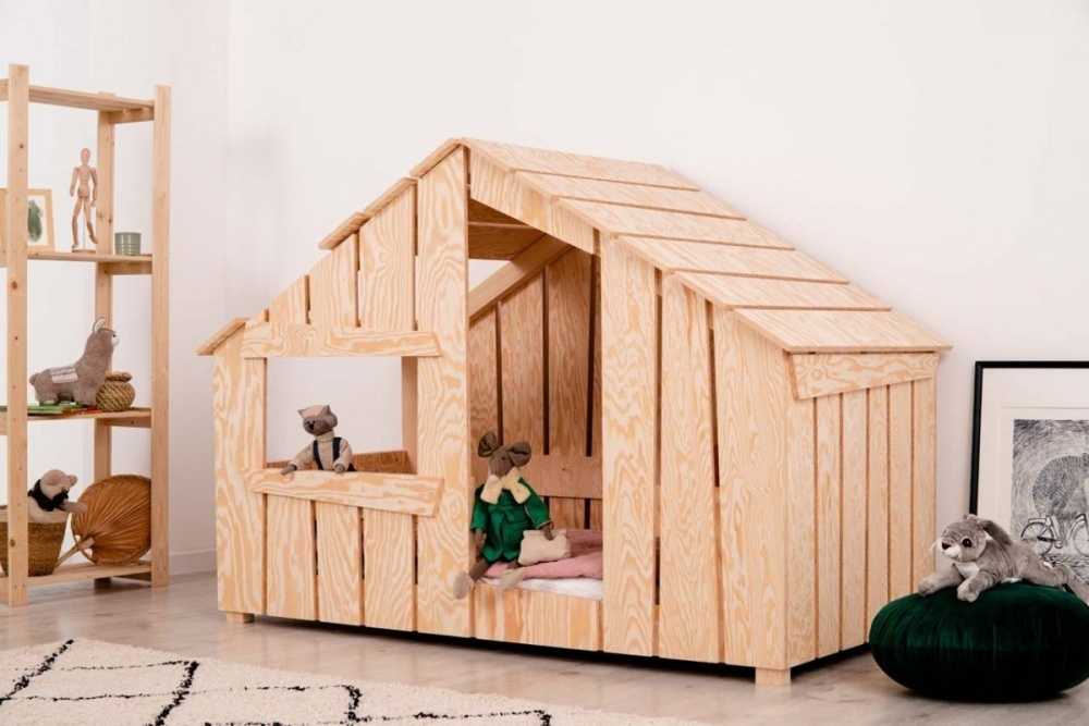 Lit cabane en bois avec toit et fenêtres Lit cabane en bois avec toit et fenêtres