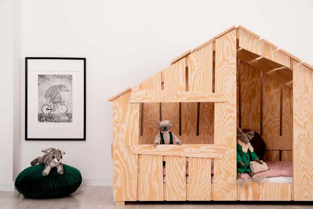 Lit cabane en bois enfant avec toit et fenêtres 80x200cm