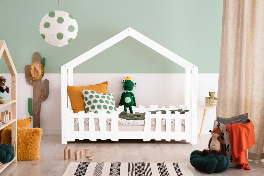 Lit cabane en bois blanc Nina accès milieu